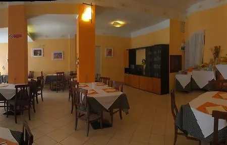 Hotel Elle 2*